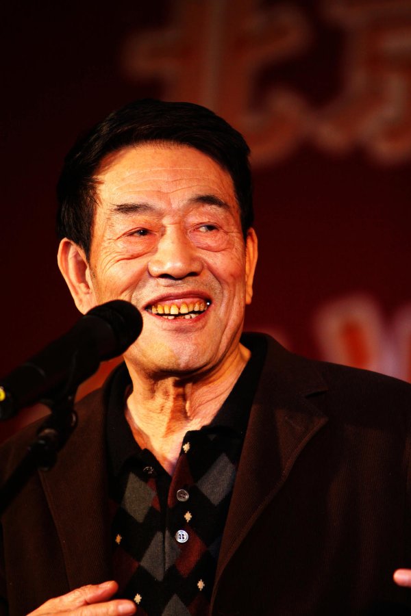 爱优配 杨少华儿子谈遗产分配：遗产四个亿，哥四个一人一亿